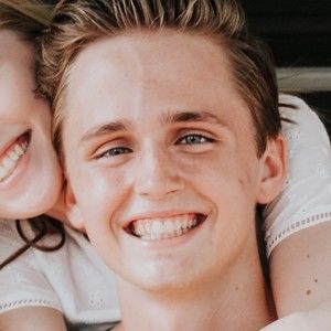 Meet your Posher, Peyton